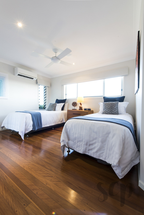 holiday home photographer, Air b&b photographer sunshine post