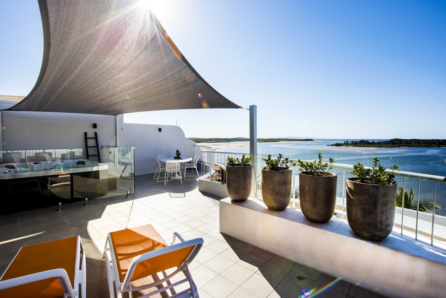 Holiday home photographer Sunshine coast Air BnB photographer Sunshine coast interior design photographer Phill Jackson Sunshine coast Photos Of Noosa Pacific Resort by Phill Jackson