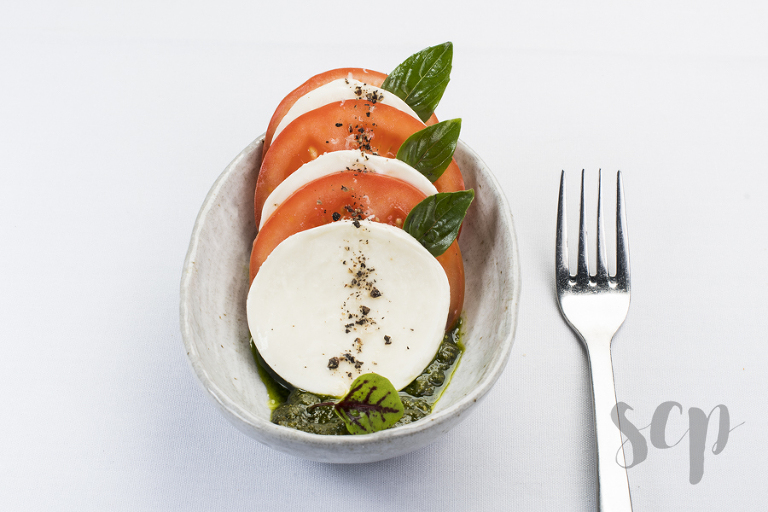 Food  photographer  Sunshine coast, Food photographer Noosa, Food  styling and  photography Sunshine coast Phill jackson, Food and  life style and  chef profile portrait photos of Rock salt Restaurant Noosa 