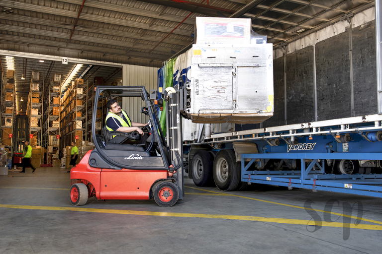 commercial photographer phill jackson sunshine coast, advertisng photography for Linde photographer Phill Jackson Sunshine coast