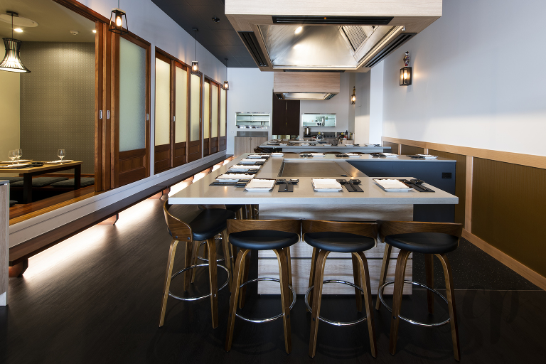 Teppanyaki food photography Mooloolaba Sunshine coast Food photographer Mooloolaba Food photographer SUNSHINE COAST Chef portraits Sunshine coast Food life style photography Sunshine coast Mooloolaba Food photo shoot at Kinnho Teppanyaki Mooloolaba